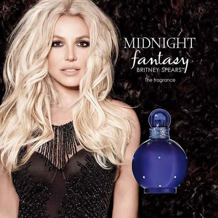 Midnight Fantasy de Britney Spears para mujer flyer