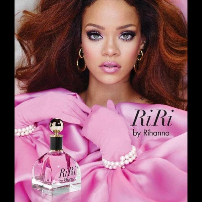 Riri de Rihanna para mujer flyer